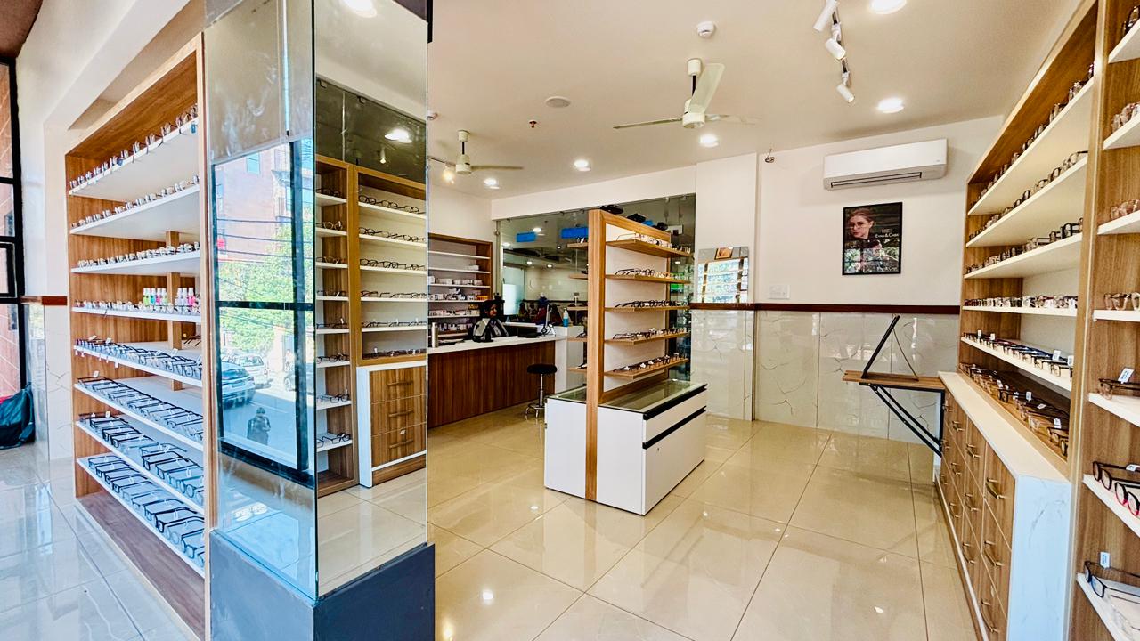 DynamicGallery/Optical Room02Feb26105632AM0.jpg